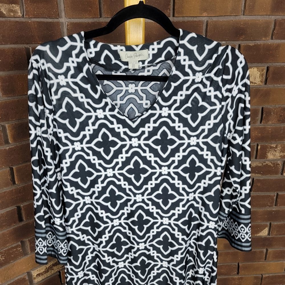 Charlie Paige 3/4 sleeve stretch printed v neck dress size s/m - Picture 2 of 8
